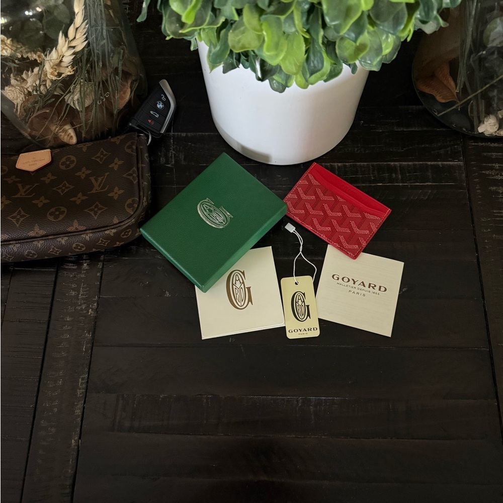 Goyard Red and Green Card Holder Set